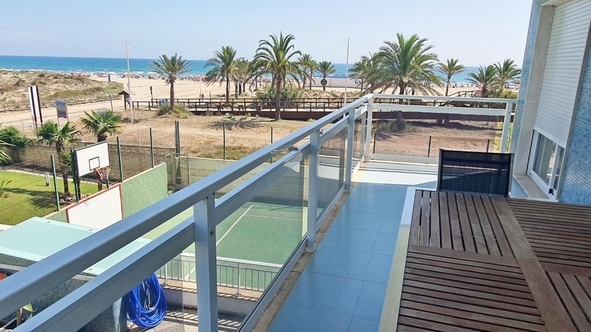 Aigua Blava Primera Linea - Alquiler Solo Familias Playa de Gandia Exterior foto